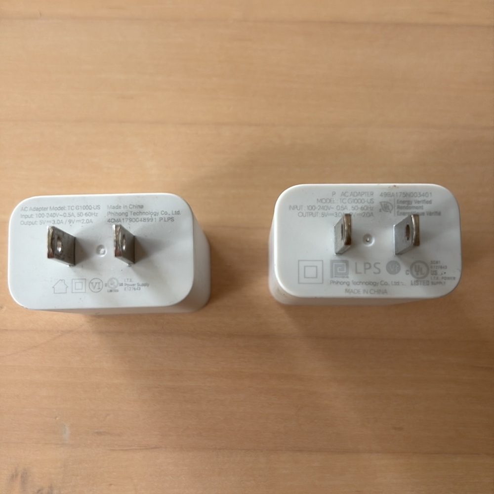 White USB -C (1/18)- (1/5) Watt Power Adapters - Picture 5 of 7